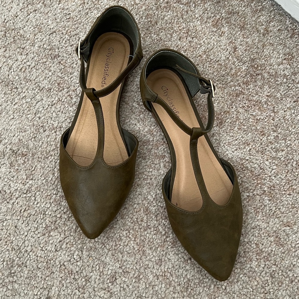 ROOLEE t-strap flats